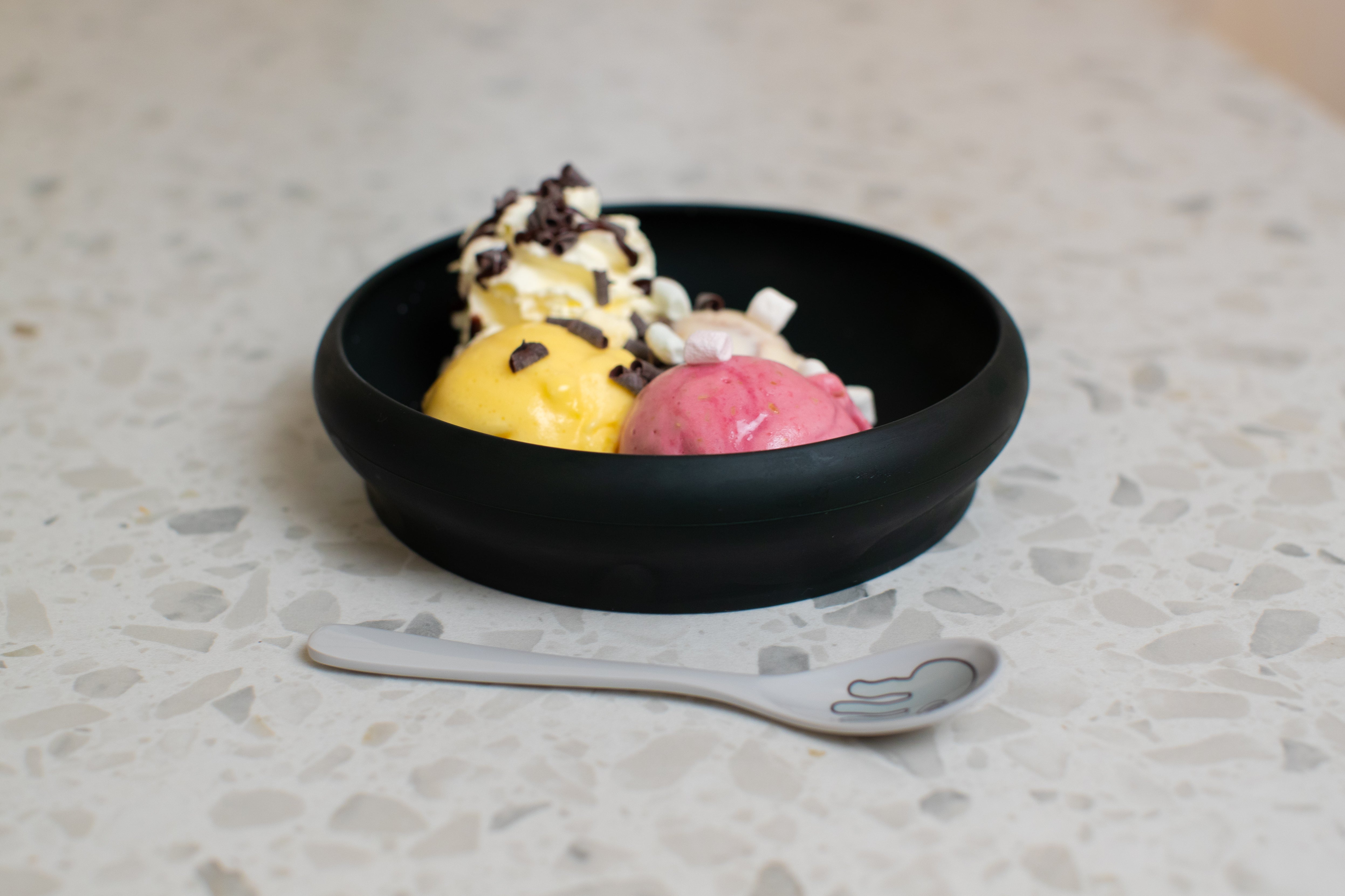 Naomi Baby & Toddler Silicone Plates - Set of 2
